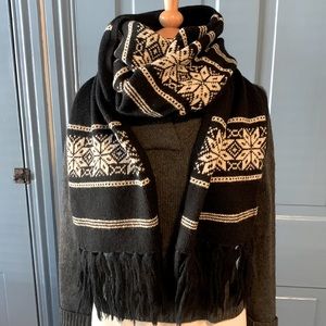 Vintage Ralph Lauren Snowflake Scart